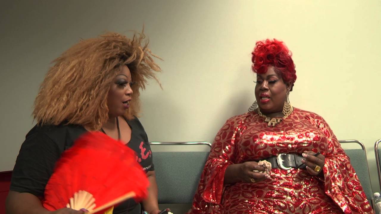Latrice Royale & Lady Red Couture Green Room Kiki at Rupaul’s DragCon 2016