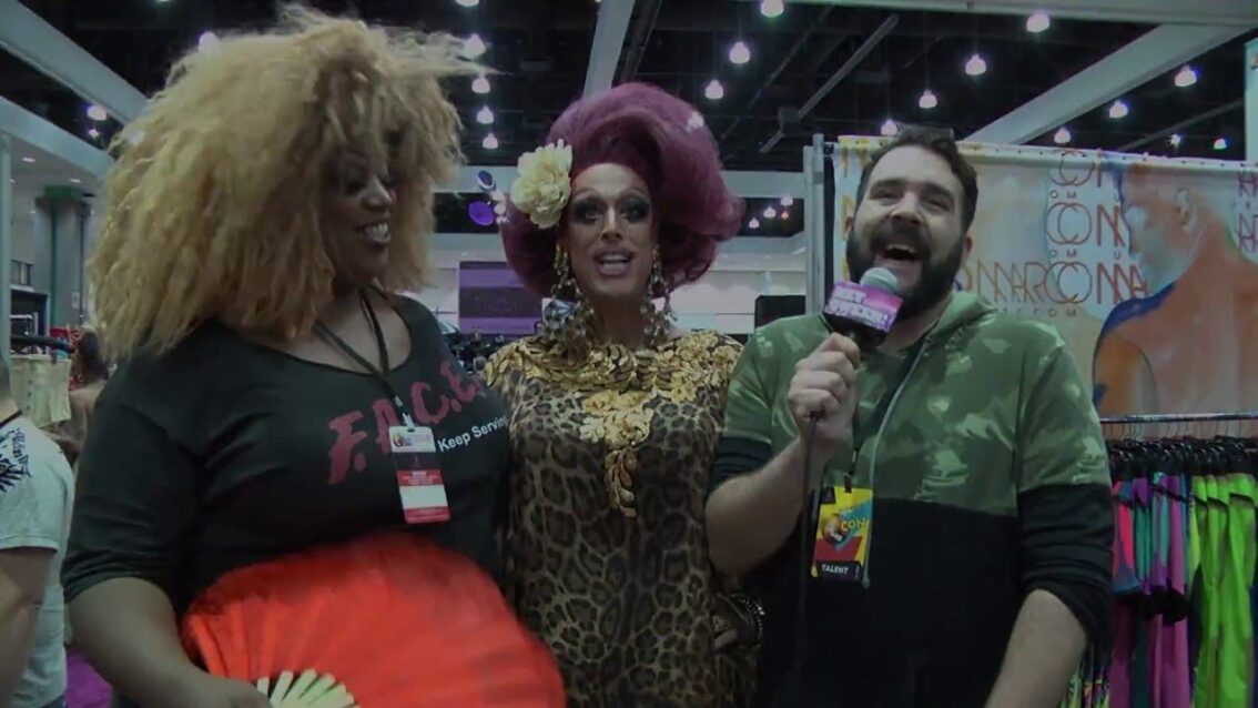 Tempest DuJour at Rupaul’s DragCon 2016 on Hey Qween Live